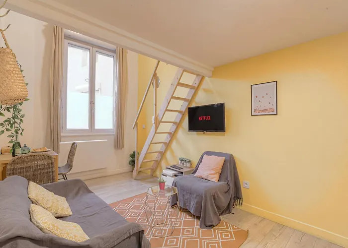 Duplex, Boheme Et Fonctionnel Proche Gratte-Ciel