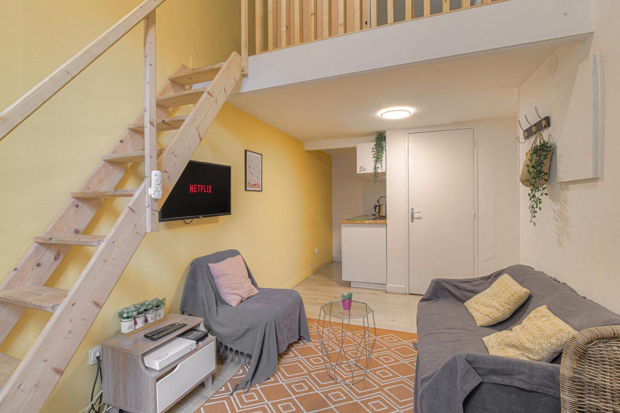 Duplex, Boheme Et Fonctionnel Proche Gratte-ciel